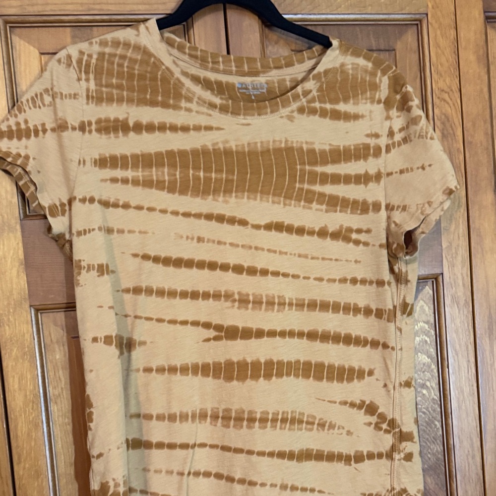 Athleta Organic Daily Tie-Dye Short Sleeve Tee - Picture 6 of 6